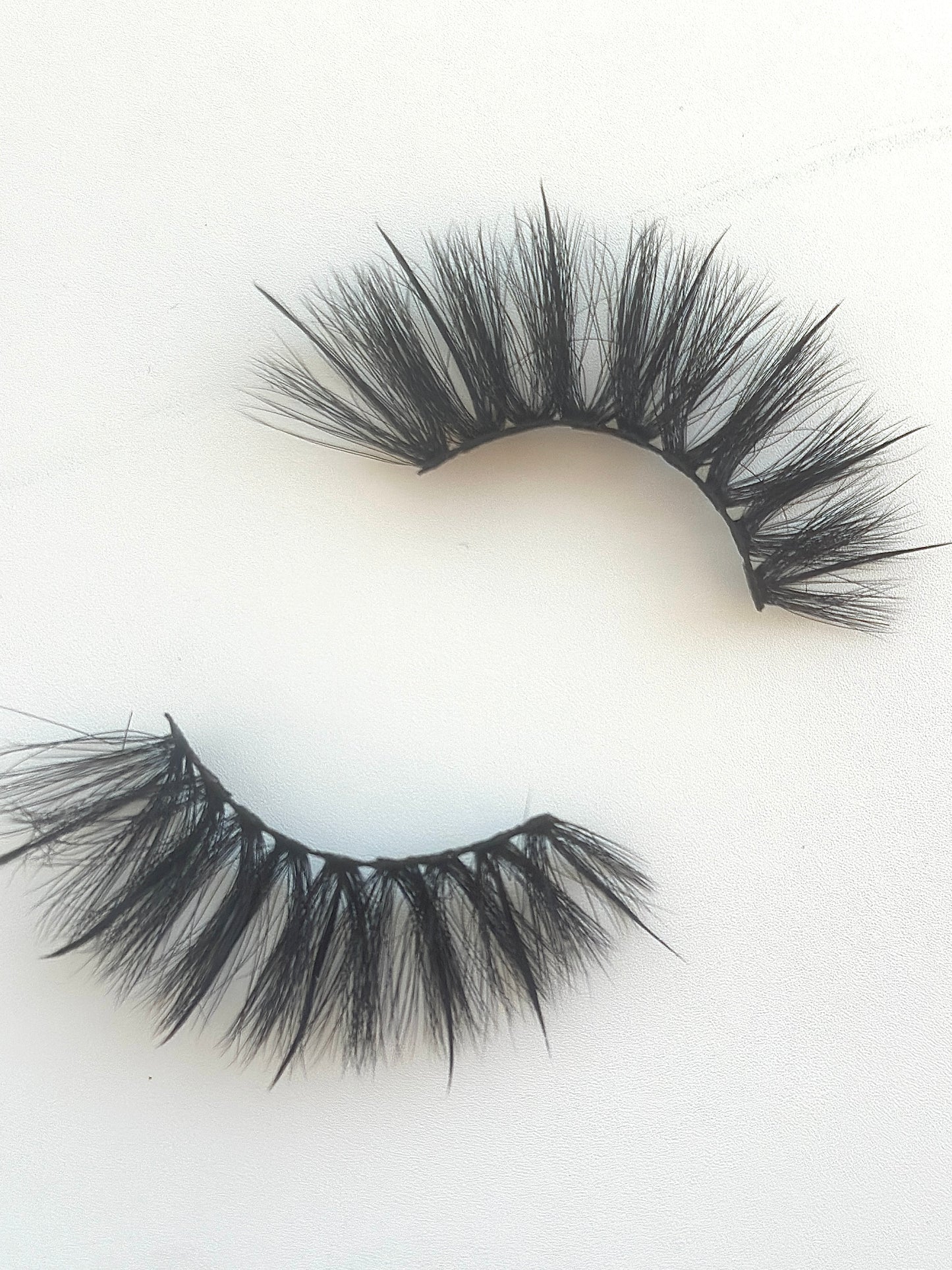 Tiwa beauty Noura lashes