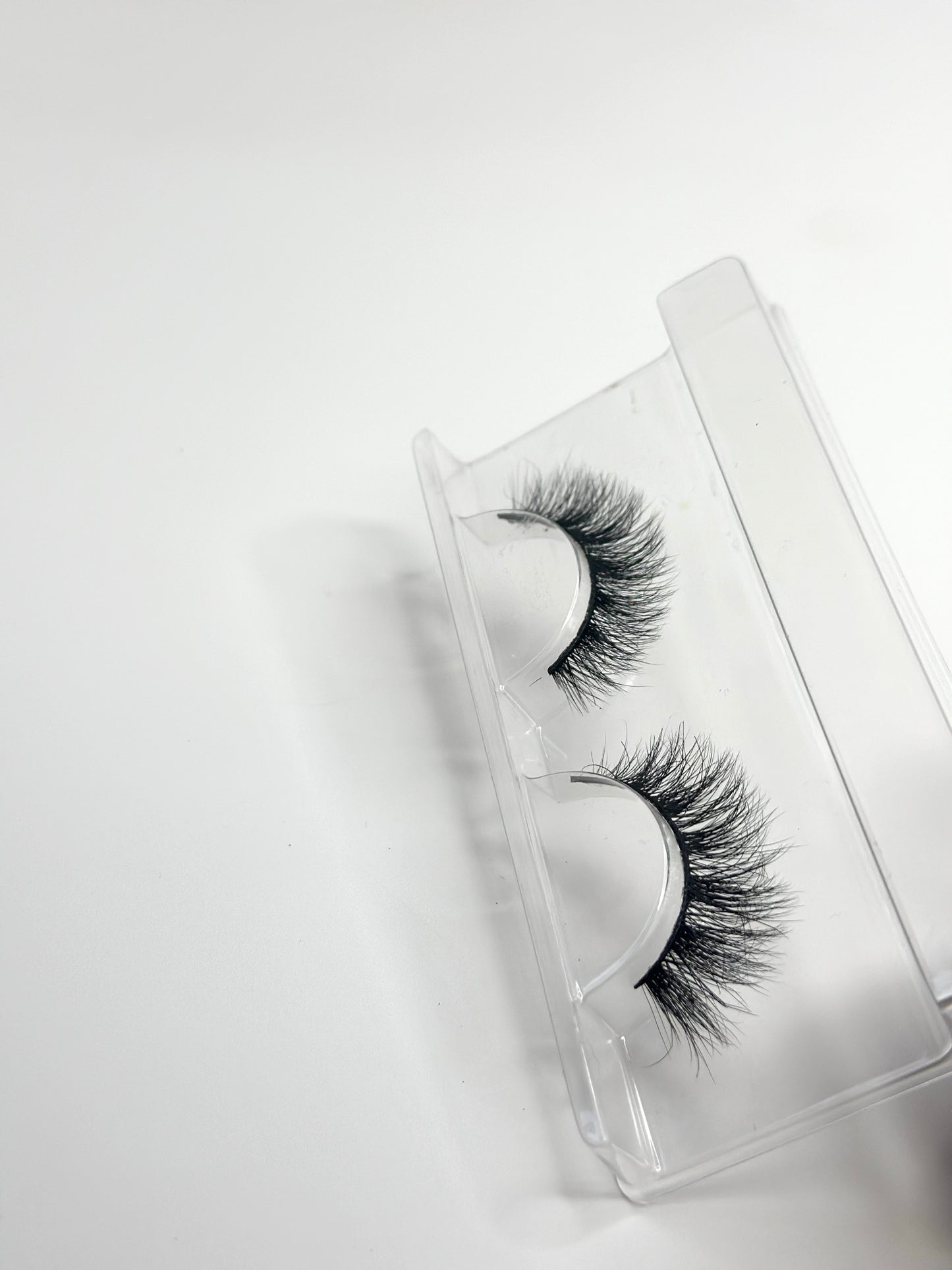 Tiwa beauty ‘Sophie’ false eyelashes