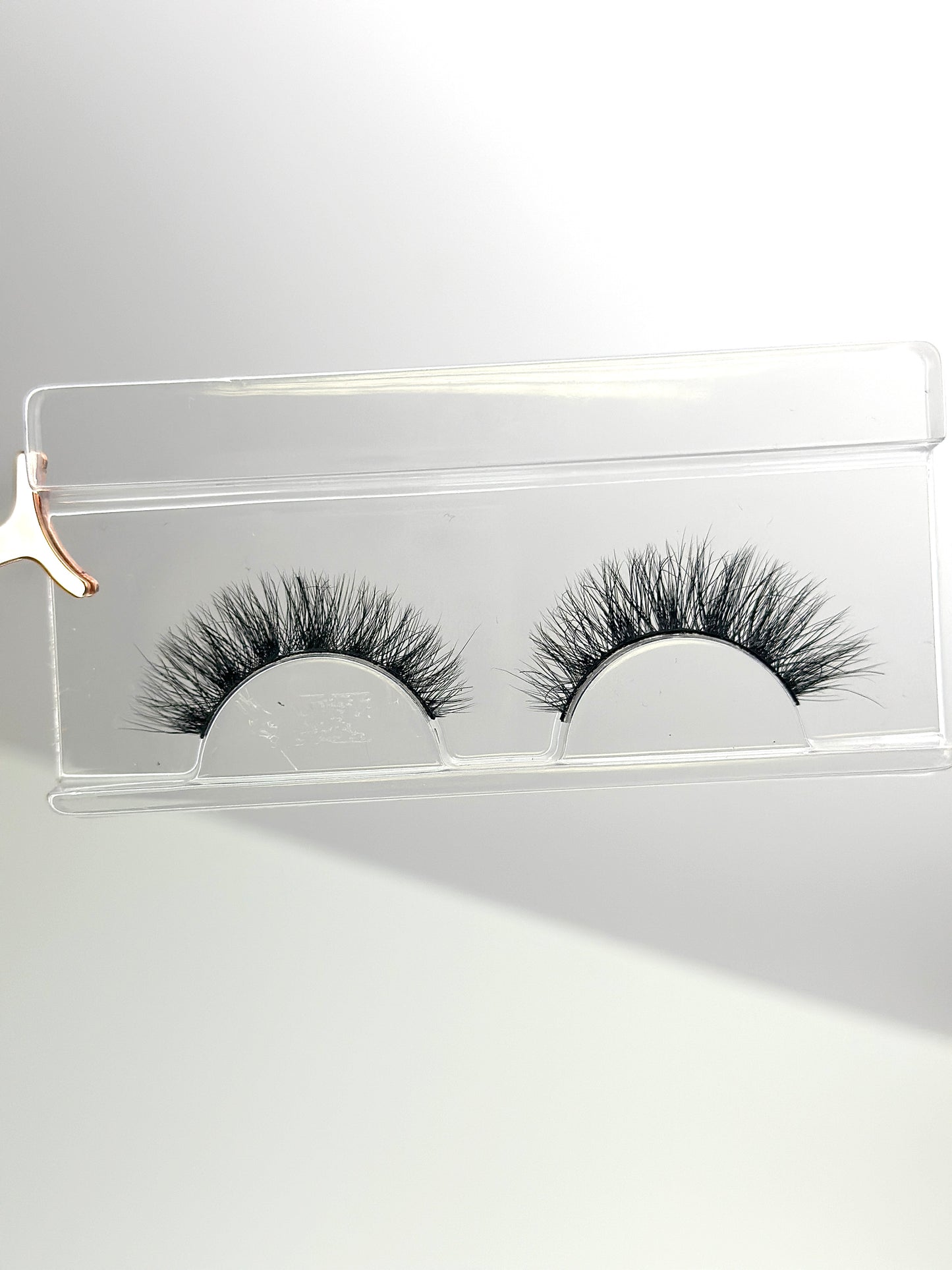 Tiwa beauty ‘Sophie’ false eyelashes